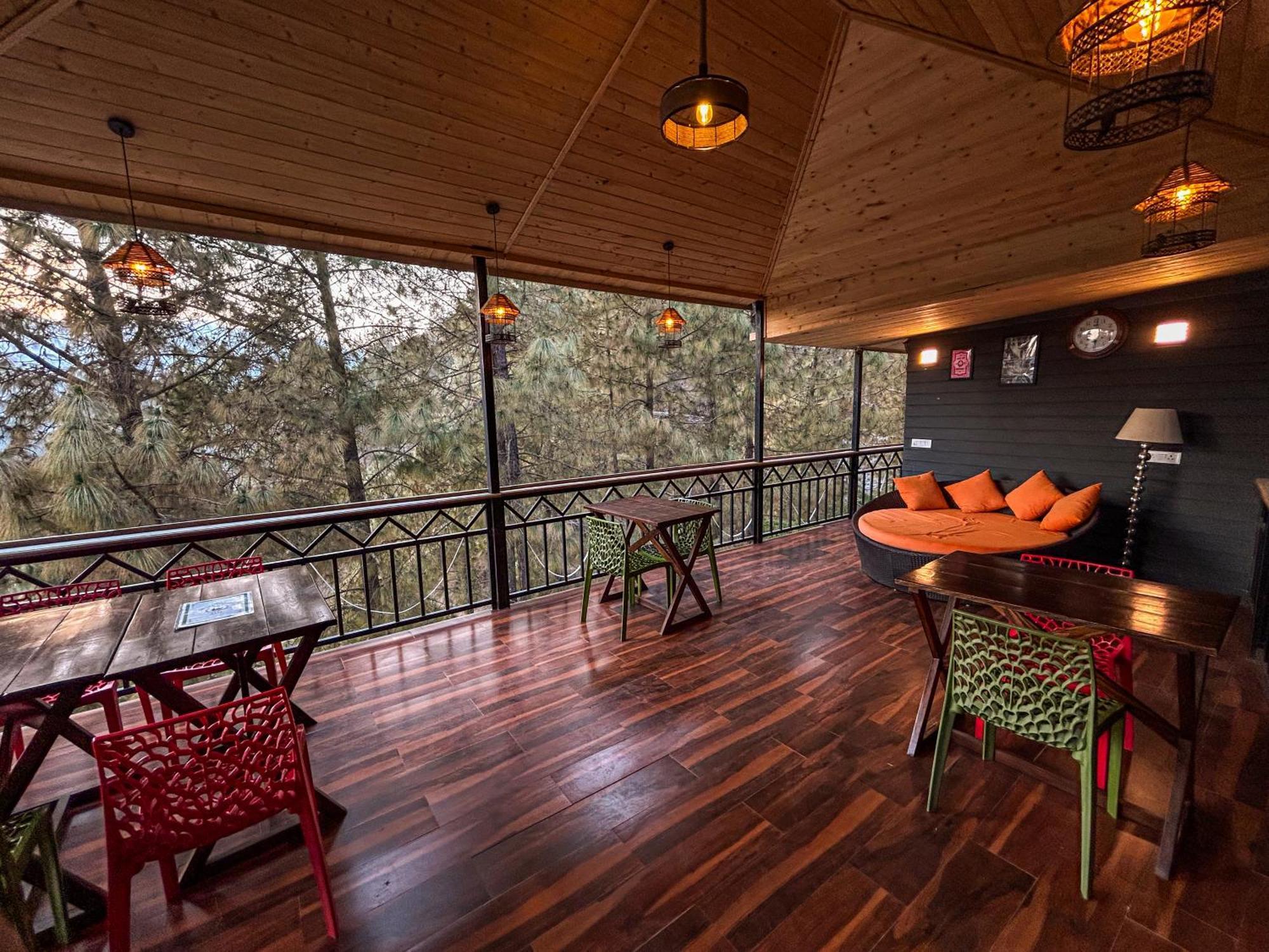 Thehimalayanliving Whistling Pines Hotell Mukteshwar Eksteriør bilde