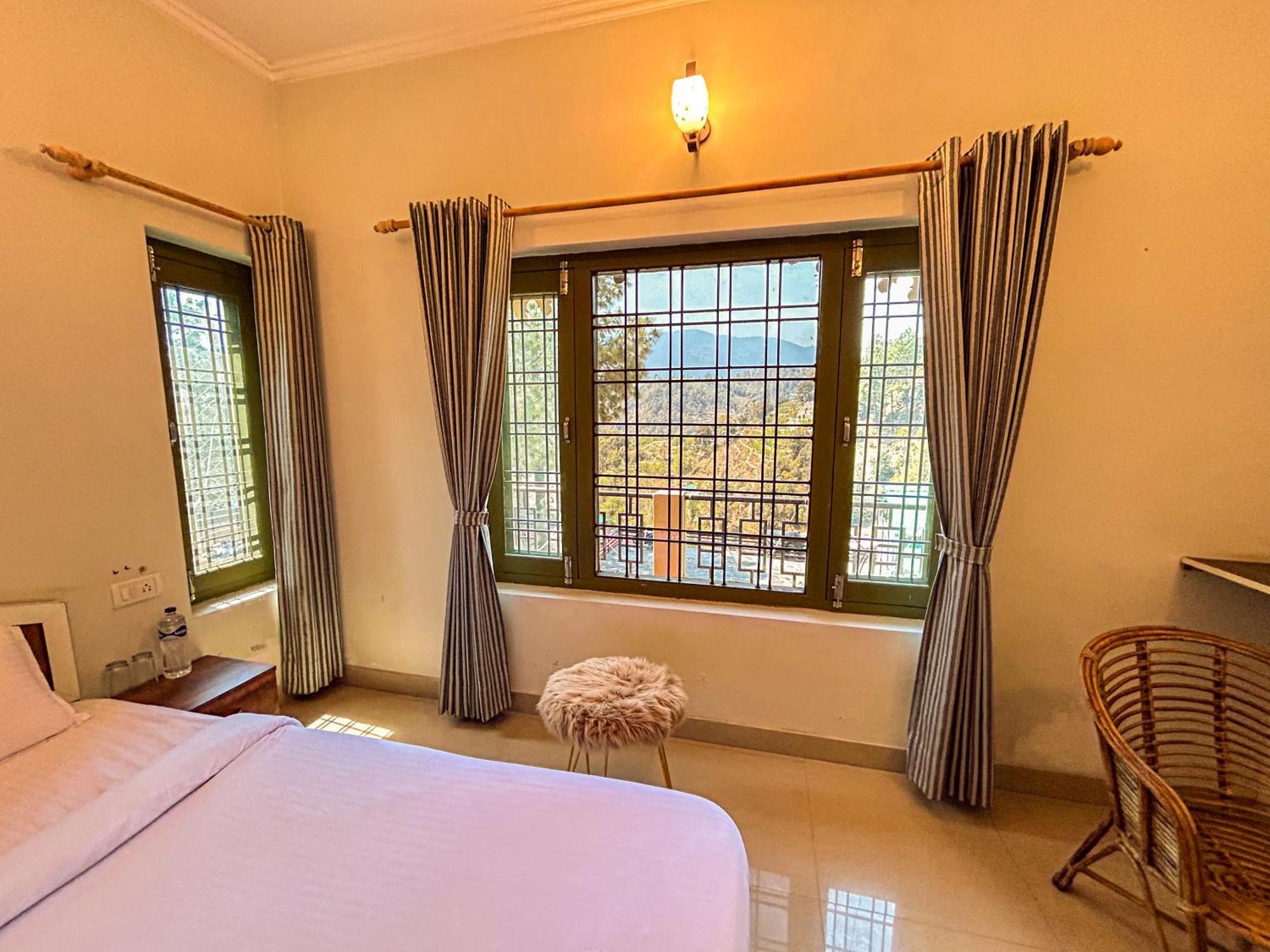 Thehimalayanliving Whistling Pines Hotell Mukteshwar Eksteriør bilde