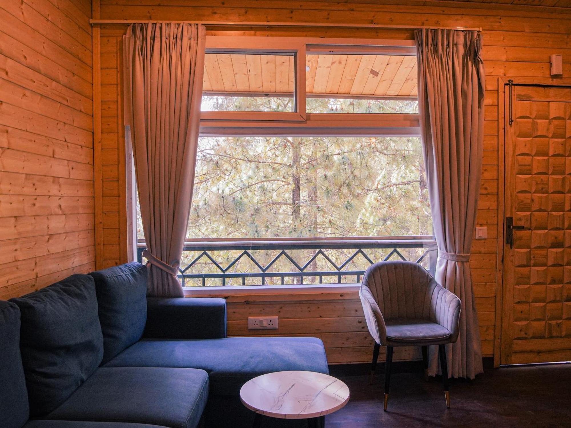Thehimalayanliving Whistling Pines Hotell Mukteshwar Eksteriør bilde