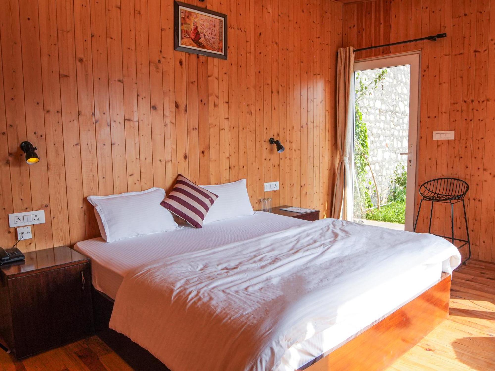 Thehimalayanliving Whistling Pines Hotell Mukteshwar Eksteriør bilde