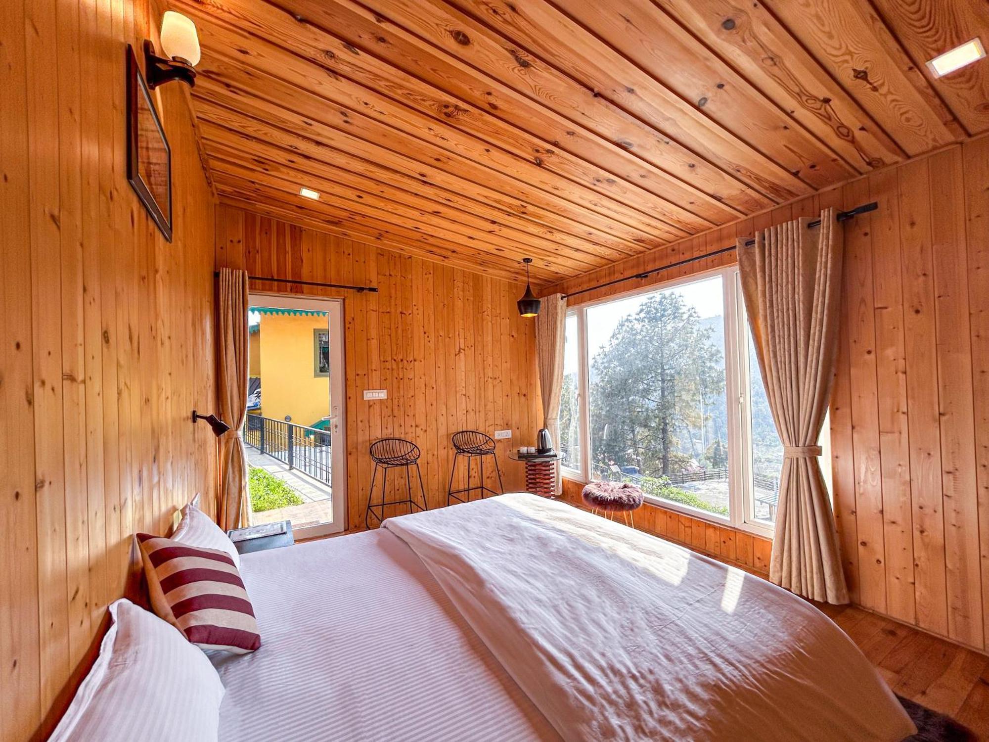 Thehimalayanliving Whistling Pines Hotell Mukteshwar Eksteriør bilde