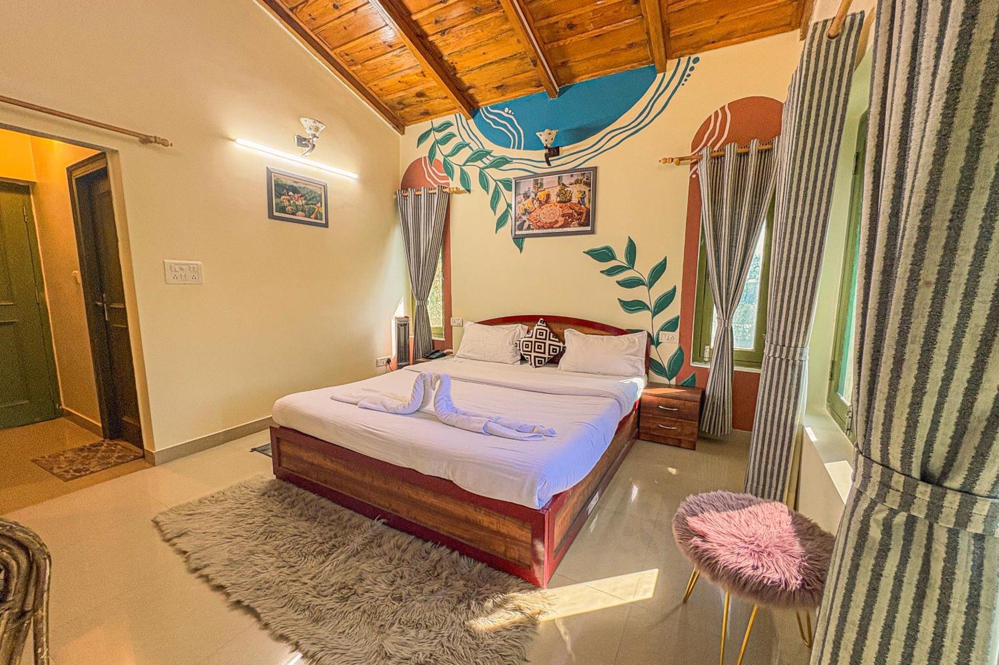 Thehimalayanliving Whistling Pines Hotell Mukteshwar Eksteriør bilde