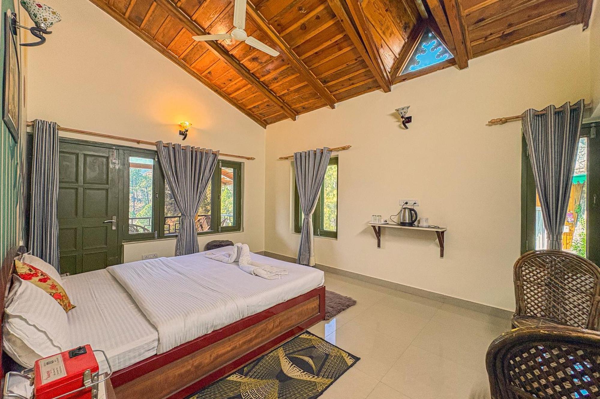 Thehimalayanliving Whistling Pines Hotell Mukteshwar Eksteriør bilde